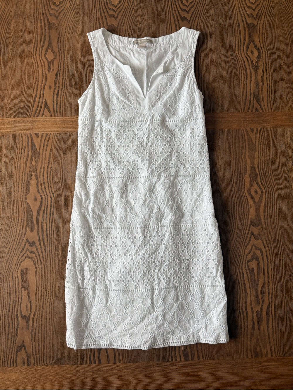 Banana Republic White Eyelet Sleeveless Shift Dress